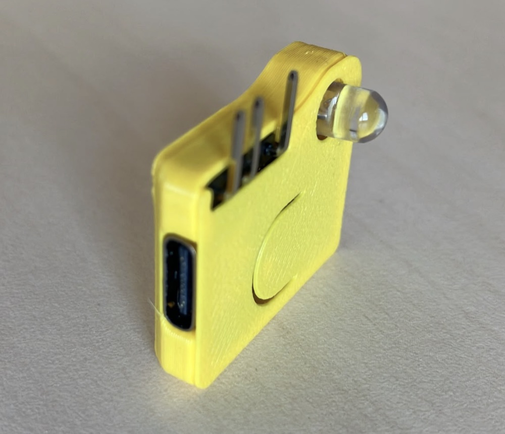 Časovač CL Timer — 3D tištěná krabička s LED, konektorem regulátoru a USB-C portem